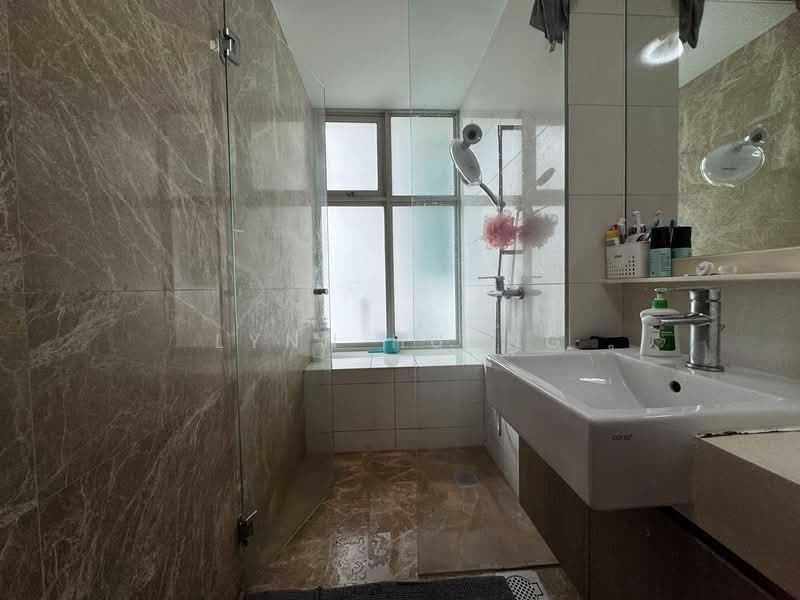 Caspian, 62 Lakeside Drive, 4 Bedrooms, 1,389 sqft, Condominium For Rent, by Lynn Huang, 19889806 - PropertyGuru.com.sg