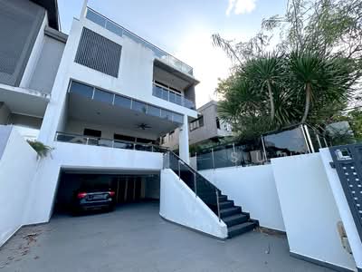 For Rent - Medway Drive