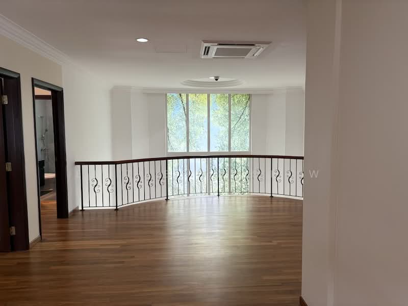 Merryn Road with stunning pool/patio, Merryn Road, 5 Bedrooms, 6,000 sqft, Bungalow House For Rent, by Elizabeth Seow, 19900706 - PropertyGuru.com.sg