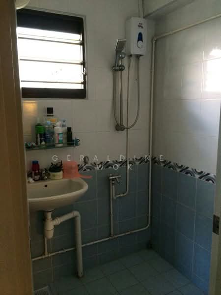 2 Bedok South Avenue 1, 2 Bedok South Avenue 1, 2 Bedrooms, 721 sqft, HDB Flat For Rent, by Geraldine Kwok, 19909565 - PropertyGuru.com.sg
