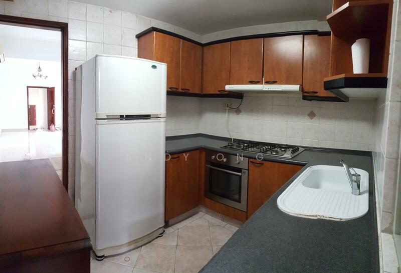 Pinetree Condo, 28 Balmoral park, 3 Bedrooms, 1,320 sqft, Condominium For Rent, by Andy Ong, 19911488 - PropertyGuru.com.sg