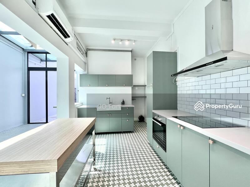 For Rent - RARE TIONG BAHRU PREWAR CONSERVATION- BIG OUTDOOR AREA