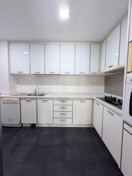 Visioncrest, 37 Oxley Rise, 2 Bedrooms, 904 sqft, Condominium For Rent, by Gwendelene (Wendy) Chew, 19918858 - PropertyGuru.com.sg