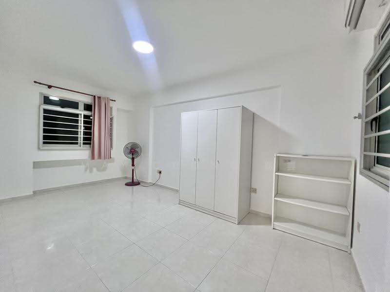 176D Edgefield Plains, 176D Edgefield Plains, Hougang / Punggol / Sengkang, 3 Bedrooms, 1,184 sqft, HDB Flat For Rent, by May Chong 張雲, 19929238 - PropertyGuru.com.sg