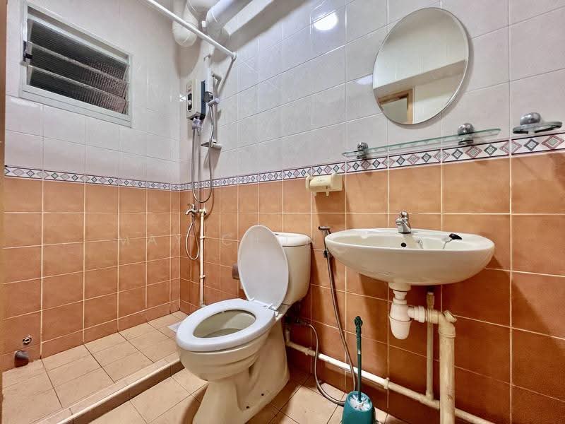 176D Edgefield Plains, 176D Edgefield Plains, Hougang / Punggol / Sengkang, 3 Bedrooms, 1,184 sqft, HDB Flat For Rent, by May Chong 張雲, 19929238 - PropertyGuru.com.sg