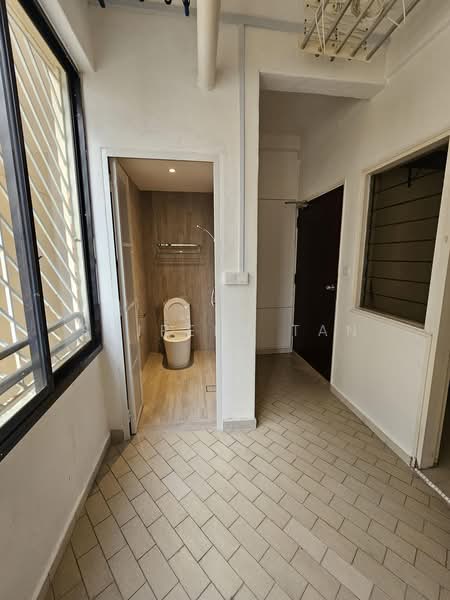 Allsworth Park, 361 Holland Road, 3 Bedrooms, 1,959 sqft, Condominium For Rent, by Shireen Tan, 19935586 - PropertyGuru.com.sg