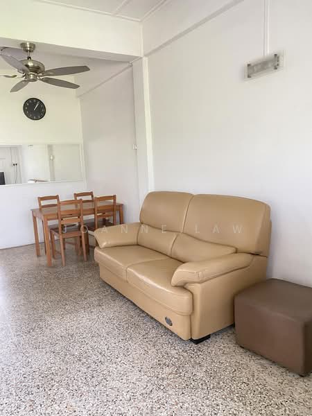 43 Holland Drive, 43 Holland Drive, 2 Bedrooms, 645 sqft, HDB Flat For Rent, by Joanne Law, 19940704 - PropertyGuru.com.sg