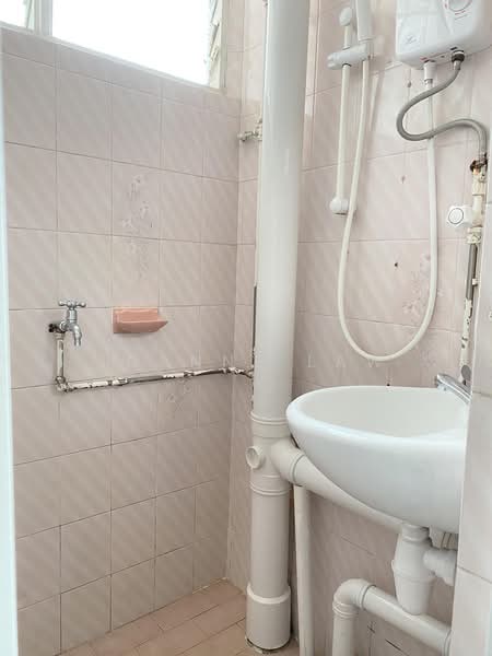 43 Holland Drive, 43 Holland Drive, 2 Bedrooms, 645 sqft, HDB Flat For Rent, by Joanne Law, 19940704 - PropertyGuru.com.sg