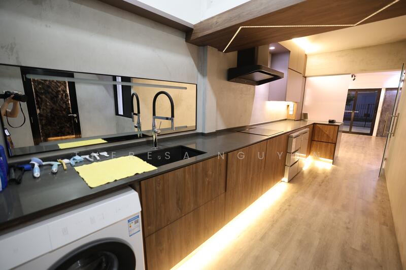 Enclosed kitchen