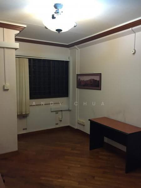 879 Tampines Avenue 8, 879 Tampines Avenue 8, Pasir Ris / Tampines, 2 Bedrooms, 797 sqft, HDB Flat For Rent, by Andy Chua, 19947200 - Good Size Master Room - PropertyGuru.com.sg