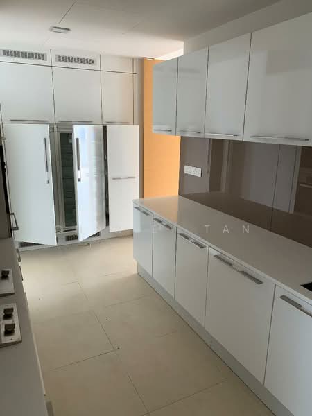 Urban Suites @ Hullet Road, 1 Hullet Road, 3 Bedrooms, 1,615 sqft, Condominium For Rent, by Tan Thiam Hock, 19948360 - PropertyGuru.com.sg