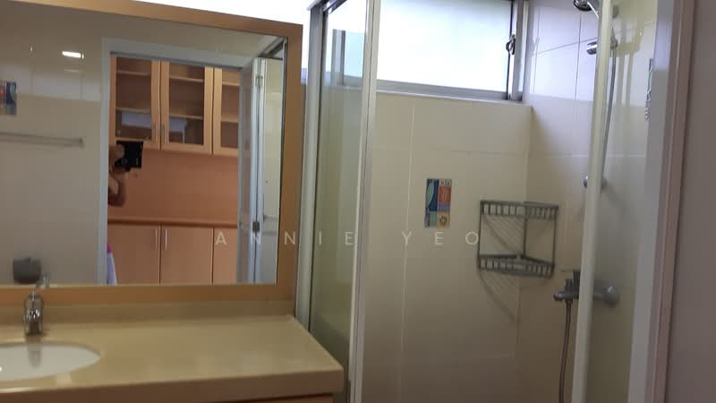 Ridgewood Condominium, 1 Ridgewood Close, 4 Bedrooms, 2,000 sqft, Condominium For Rent, by Annie Yeo, 19953940 - PropertyGuru.com.sg