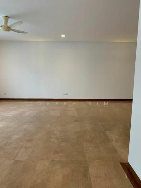 For Rent - Nassim Jade