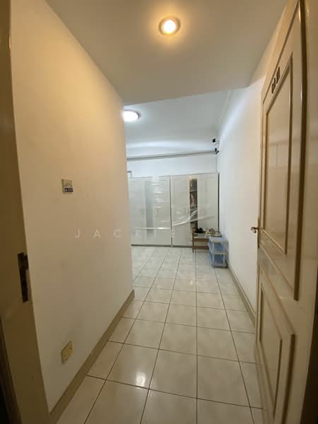 For Rent - Euro-Asia Park