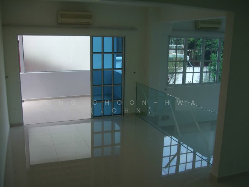 26 Mount Sinai Avenue, Mt Sinai Avenue, 5 Bedrooms, 3,000 sqft, Semi-Detached House For Rent, by Ong Choon-Hwa (John), 19965673 - Dining area - PropertyGuru.com.sg