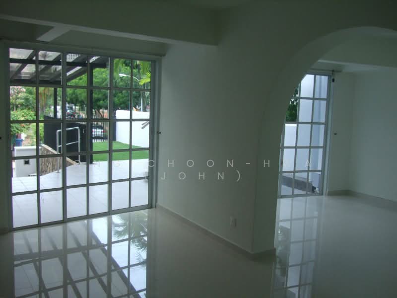 26 Mount Sinai Avenue, Mt Sinai Avenue, 5 Bedrooms, 3,000 sqft, Semi-Detached House For Rent, by Ong Choon-Hwa (John), 19965673 - Family room in basement - PropertyGuru.com.sg