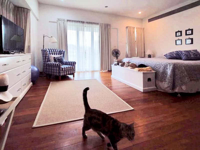 ONE CALL VIEW ALL! Gorgeous Detached Home w Pool Garden near Australian American School, Cotswold Close, 7 Bedrooms, 5,700 sqft, Detached House For Rent, by AS Leong, 19971416 - PropertyGuru.com.sg