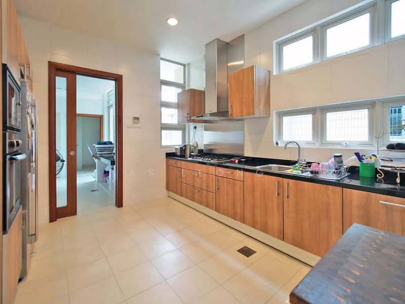 ONE CALL VIEW ALL! Gorgeous Detached Home w Pool Garden near Australian American School, Cotswold Close, 7 Bedrooms, 5,700 sqft, Detached House For Rent, by AS Leong, 19971416 - PropertyGuru.com.sg