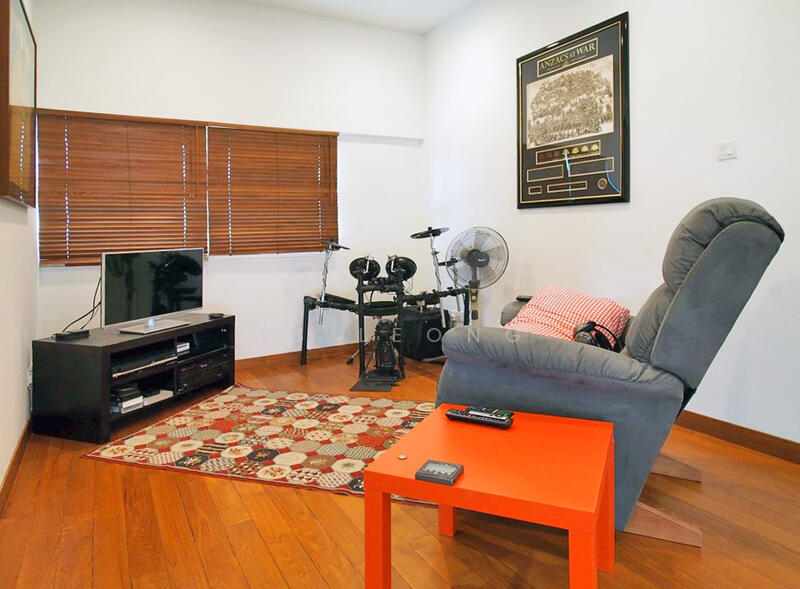 ONE CALL VIEW ALL! Gorgeous Detached Home w Pool Garden near Australian American School, Cotswold Close, 7 Bedrooms, 5,700 sqft, Detached House For Rent, by AS Leong, 19971416 - PropertyGuru.com.sg