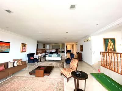 For Rent - Beverly Hill