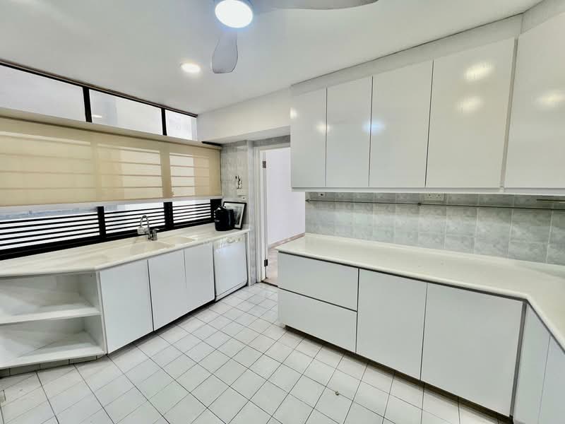 Beverly Hill, 61 Grange Road, 4 Bedrooms, 3,778 sqft, Condominium For Rent, by Amy Chew, 19972013 - PropertyGuru.com.sg