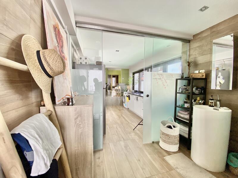 For Rent - RARE TIONG BAHRU PREWAR CONSERVATION WITH BALCONY