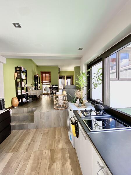 For Rent - RARE TIONG BAHRU PREWAR CONSERVATION WITH BALCONY
