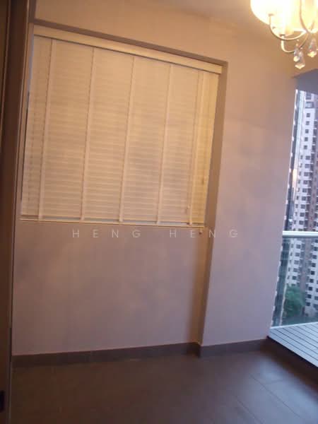 Angullia Park Residences @ Orchard, 5 Cuscaden Walk, 3 Bedrooms, 1,001 sqft, Apartment For Rent, by Heng Heng, 19983212 - side view at Balcony - PropertyGuru.com.sg