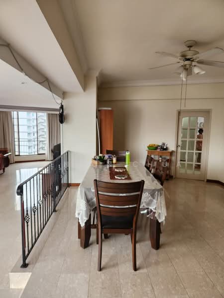 Balmoral Tower, 27 Balmoral Road, Tanglin / Holland / Bukit Timah, 4 Bedrooms, 2,400 sqft, Condominium For Rent, by Benson Chua, 19996554 - PropertyGuru.com.sg