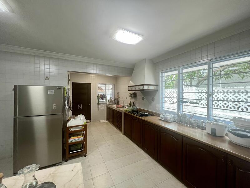 For Sale - RARE Corner Terrace near Novena