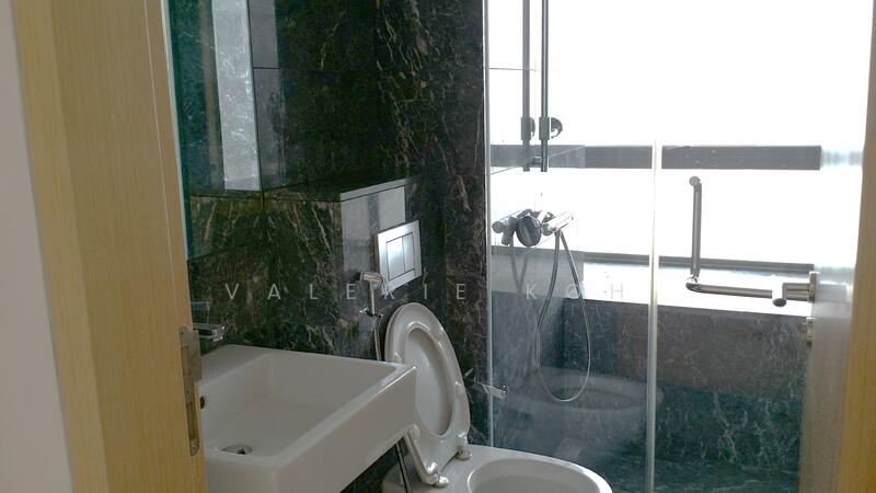 Skypark @ Somerset, 22 Saint Thomas Walk, 4 Bedrooms, 3,348 sqft, Apartment For Rent, by Valerie Koh, 20014288 - PropertyGuru.com.sg