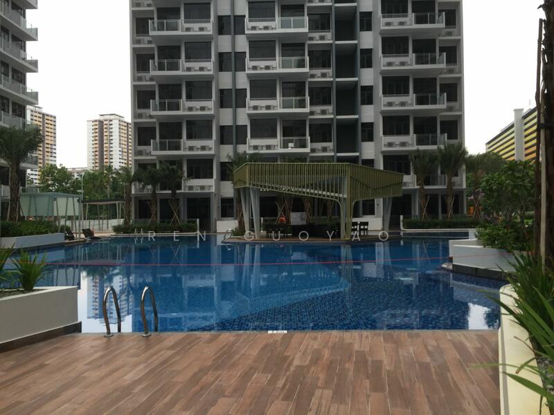 CENTRAL POOL