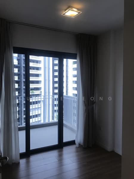 The Lakefront Residences, 42 Lakeside Drive, 3 Bedrooms, 1,001 sqft, Condominium For Rent, by Eugene Leong, 20022856 - PropertyGuru.com.sg