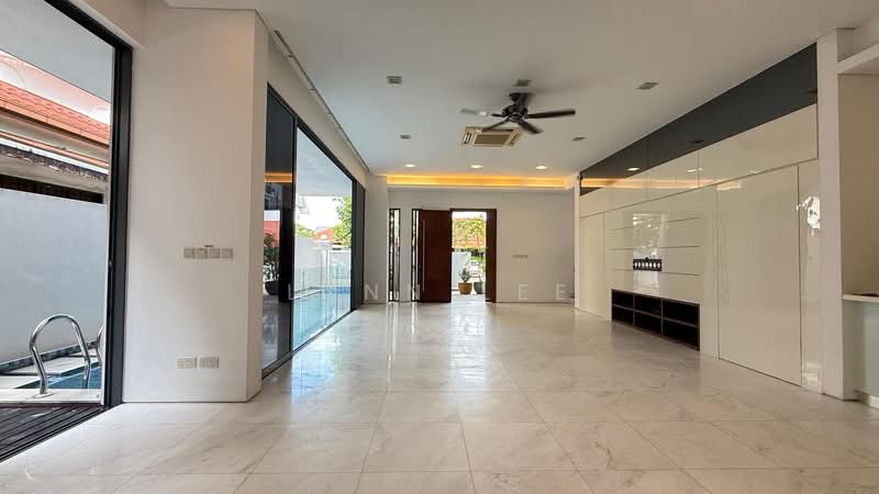 Serangoon Garden Estate, 70 Bloxhome Drive, 6 Bedrooms, 5,200 sqft, Semi-Detached House For Rent, by Lynn Lee, 20025585 - PropertyGuru.com.sg