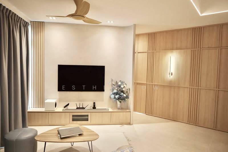 Emerald East, 8L Tanjong Rhu Road, 3 Bedrooms, 1,250 sqft, Apartment For Rent, by Esther Low, 20032103 - PropertyGuru.com.sg