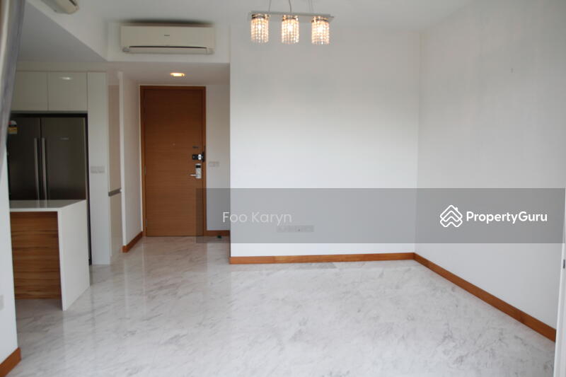 Entrance and Living rm