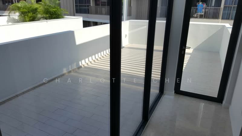 Archipelago, Bedok Reservoir Road, 5 Bedrooms, 4,402 sqft, Condominium For Rent, by Charlotte Chen, 20034755 - Spacious Terrace for entertaining - PropertyGuru.com.sg