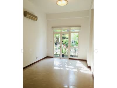For Rent - The Petals