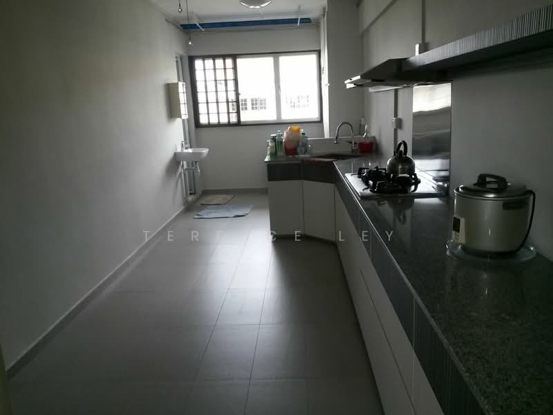 772 Yishun Avenue 3, 772 Yishun Avenue 3, 3 Bedrooms, 1,100 sqft, HDB Flat For Rent, by Terence Ley, 20043711 - kitchen - PropertyGuru.com.sg
