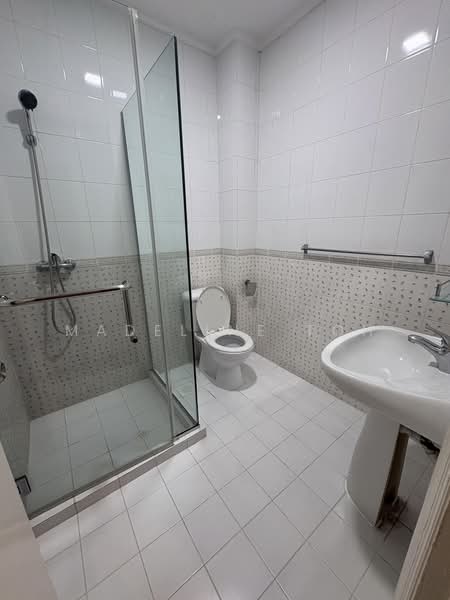 A D10 Jalan Lim Tai See Townhouse, Jalan Lim Tai See, Tanglin / Holland / Bukit Timah, 4 Bedrooms, 2,800 sqft, Townhouse For Rent, by Madeline Toh, 20046020 - PropertyGuru.com.sg