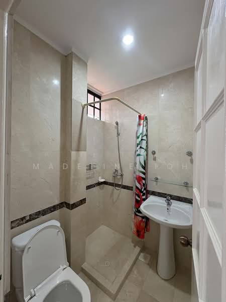 A D10 Jalan Lim Tai See Townhouse, Jalan Lim Tai See, Tanglin / Holland / Bukit Timah, 4 Bedrooms, 2,800 sqft, Townhouse For Rent, by Madeline Toh, 20046020 - PropertyGuru.com.sg