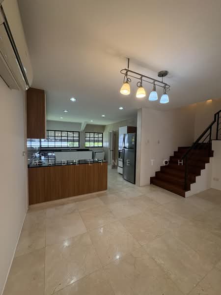 A D10 Jalan Lim Tai See Townhouse, Jalan Lim Tai See, Tanglin / Holland / Bukit Timah, 4 Bedrooms, 2,800 sqft, Townhouse For Rent, by Madeline Toh, 20046020 - PropertyGuru.com.sg