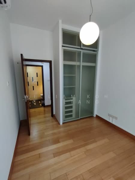 Robertson 100, 100 Robertson Quay, 2 Bedrooms, 883 sqft, Apartment For Rent, by William Koh Chi Liang, 20046944 - Common bedroom - PropertyGuru.com.sg