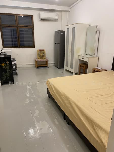 ROOM in CONSERVATION SHOPHOUSE @ Spottiswoode Park Rd, Spottiswoode Park Road, Room Rental, 280 sqft, Conservation House For Rent, by Pearlyn Chionh, 20050358 - PropertyGuru.com.sg