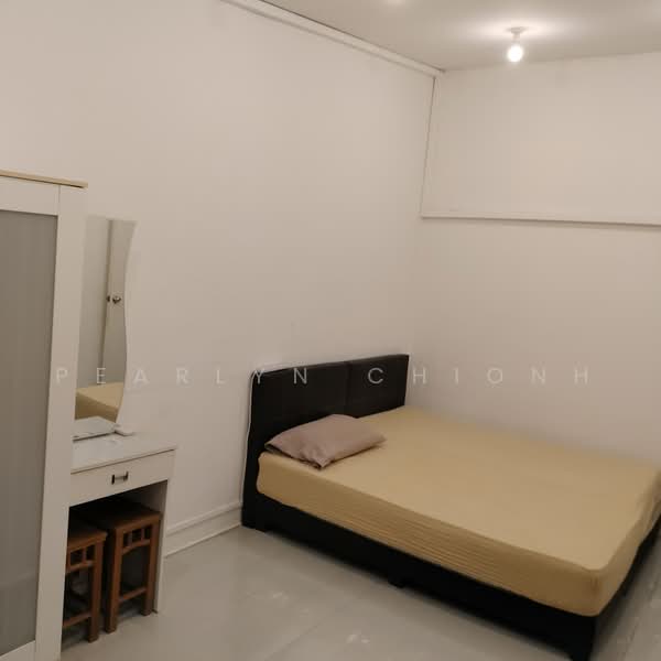 ROOM in CONSERVATION SHOPHOUSE @ Spottiswoode Park Rd, Spottiswoode Park Road, Room Rental, 280 sqft, Conservation House For Rent, by Pearlyn Chionh, 20050358 - PropertyGuru.com.sg