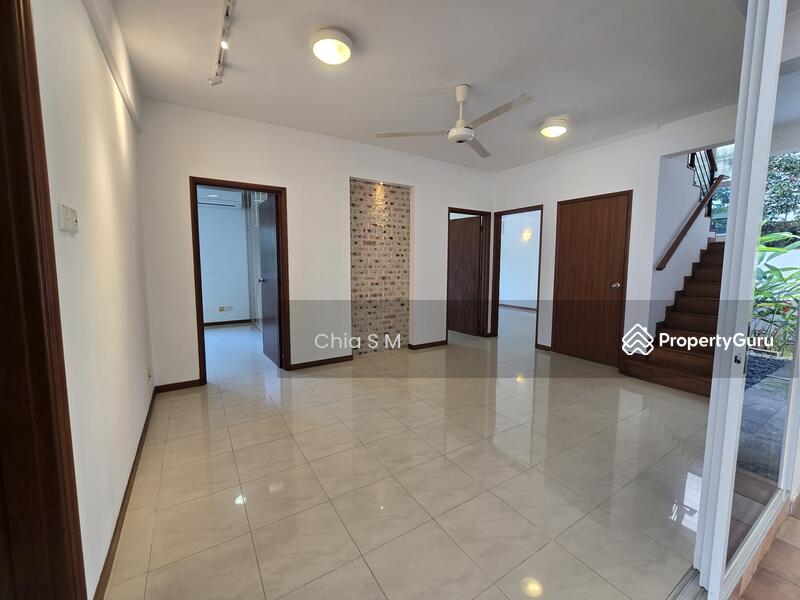 For Rent - Jalan Kakatua House (Near German School and Dulwich College)