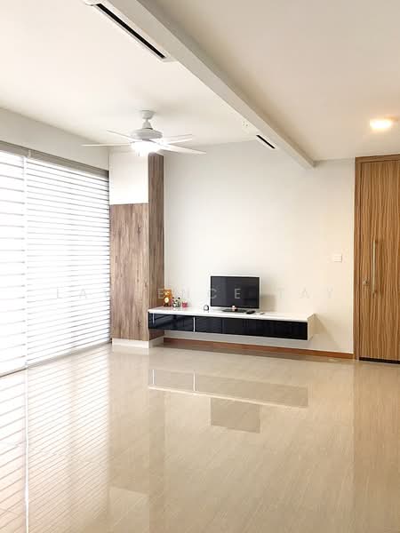 FLO Residence, 9 Punggol Field Walk, 2 Bedrooms, 785 sqft, Condominium For Rent, by Lawrence Tay, 20059439 - PropertyGuru.com.sg