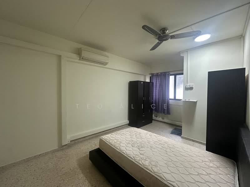 809 Tampines Avenue 4, 809 Tampines Avenue 4, 2 Bedrooms, 800 sqft, HDB Flat For Rent, by Teo Alice, 20065984 - PropertyGuru.com.sg
