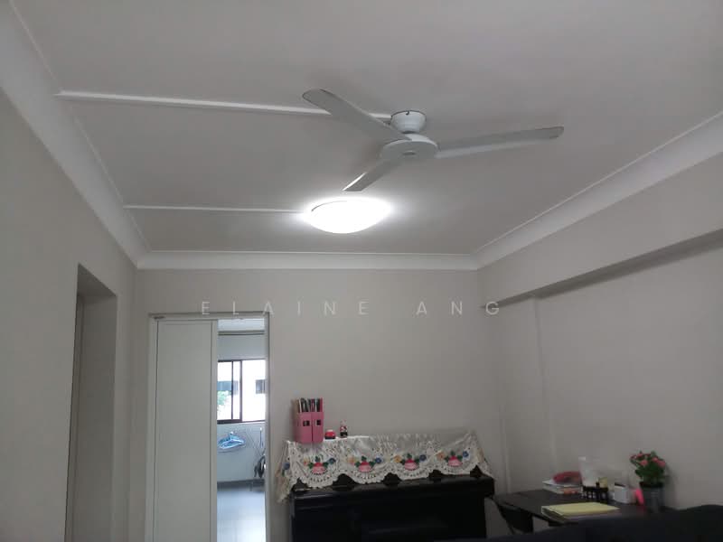 379 Clementi Avenue 5, 379 Clementi Avenue 5, 2 Bedrooms, 798 sqft, HDB Flat For Rent, by Elaine Ang, 2006604 - PropertyGuru.com.sg