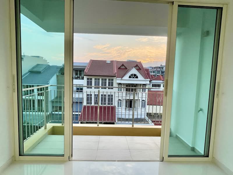The Ariel, 31 Lorong 105 Changi, 3 Bedrooms, 872 sqft, Apartment For Rent, by Esther Low, 20070730 - PropertyGuru.com.sg